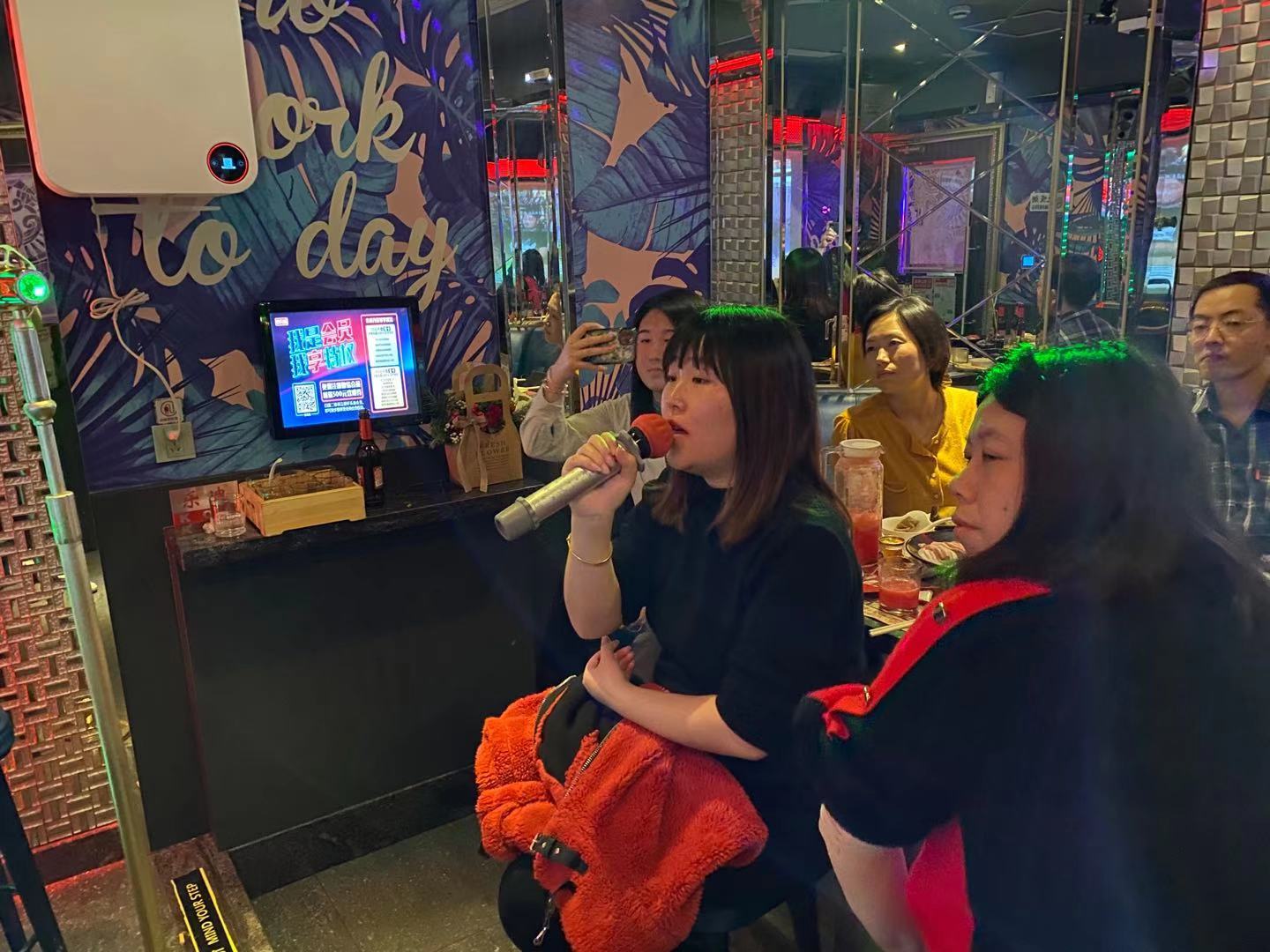 2020圣誕節(jié)火鍋KTV派對(duì)